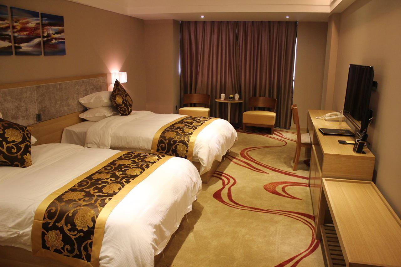Weihai Longwei Holiday Hotel Room photo